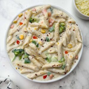 White sauce pasta