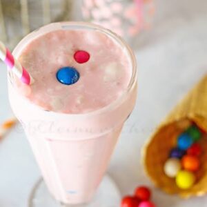 Bubble gum shake