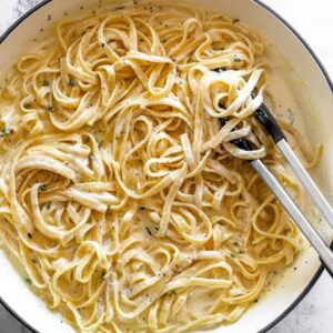 Alfredo pasta (white sauce)